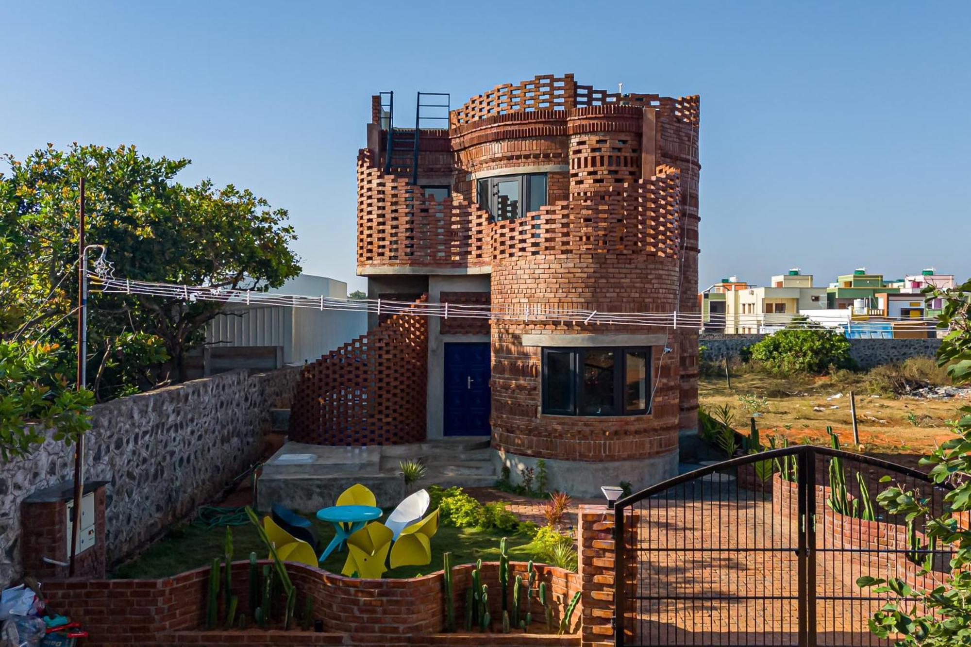 Pool Villa-House Of The Dancing Cactus Пондичерри Экстерьер фото